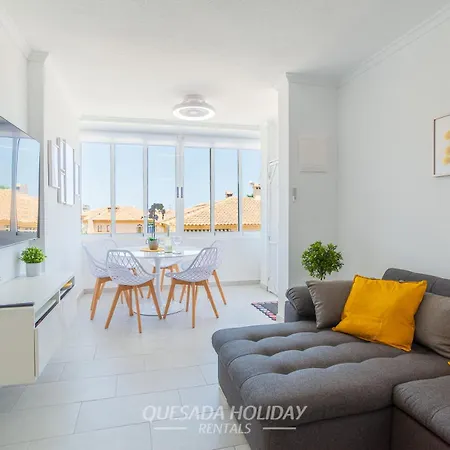 Beautiful La Mata Modern Apartment *